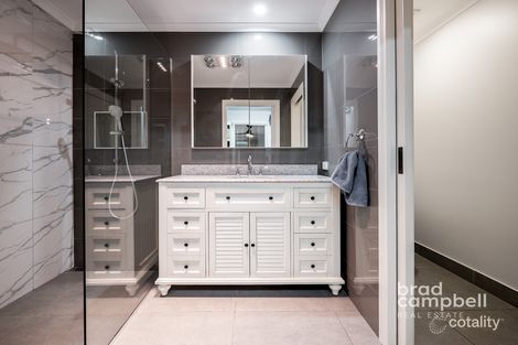 Property photo of 5 Woodburn Place Shepparton VIC 3630