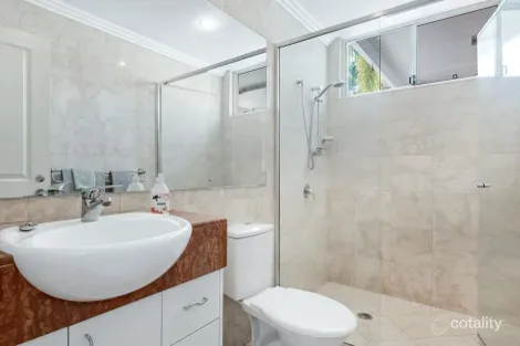 Property photo of 2/103 Salerno Street Surfers Paradise QLD 4217