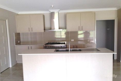 Property photo of 12 Brookfield Avenue Fletcher NSW 2287
