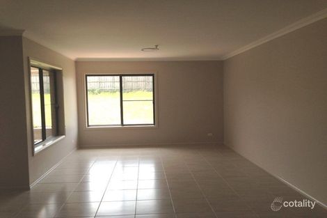 Property photo of 12 Brookfield Avenue Fletcher NSW 2287