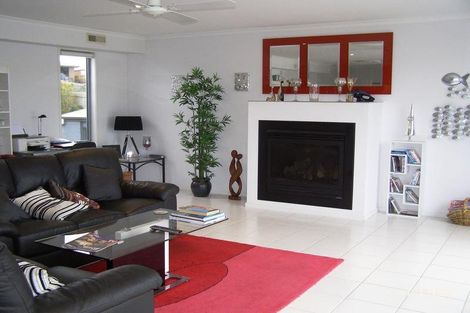 Property photo of 2 Borron Boulevard Torquay VIC 3228