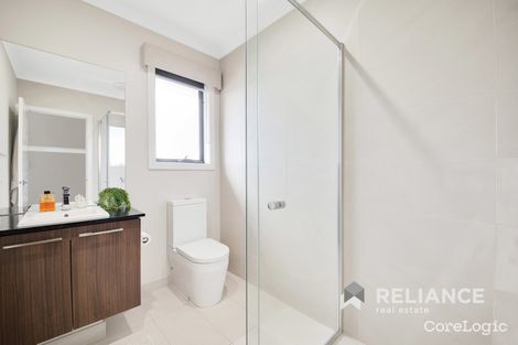 Property photo of 5 Billeroy Way Werribee VIC 3030