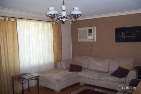 Property photo of 19 Peridot Close Eagle Vale NSW 2558