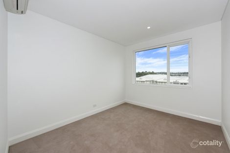 Property photo of 312/58 Peninsula Drive Breakfast Point NSW 2137