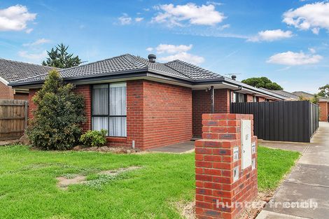 Property photo of 1/23 Mayfield Grove Altona Meadows VIC 3028