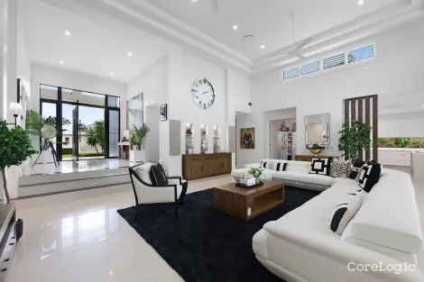 Property photo of 2091 The Circle Hope Island QLD 4212