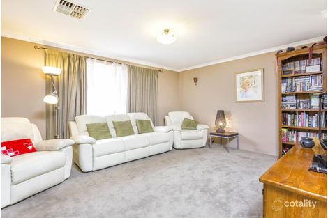 Property photo of 10 Irene McCormack Way Queens Park WA 6107