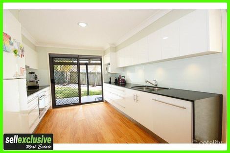 Property photo of 21 Gretel Drive Beachmere QLD 4510