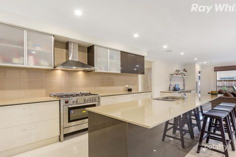 Property photo of 20 Havenstone Drive Keysborough VIC 3173