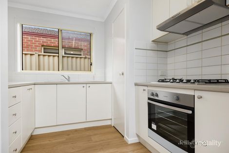 Property photo of 1/21 Bradby Avenue Mount Clear VIC 3350
