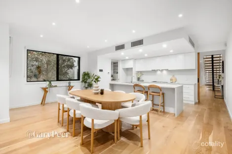 Property photo of 9B Windsor Avenue Bentleigh VIC 3204