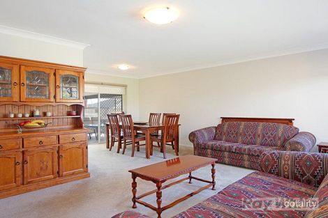 Property photo of 17 Camira Crescent Hillvue NSW 2340