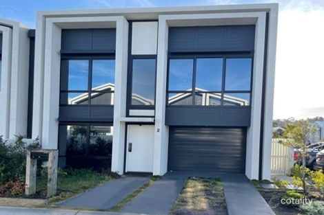 Property photo of 2 Chambers Circuit Warriewood NSW 2102