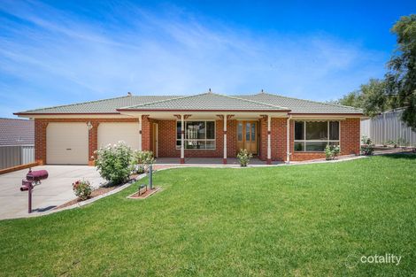 Property photo of 11 Carnoustie Avenue West Wodonga VIC 3690
