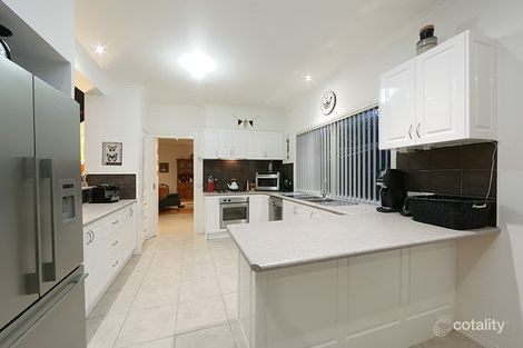 Property photo of 8 Albatross Drive Rowville VIC 3178