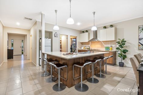 Property photo of 14 Fairbairn Way Caroline Springs VIC 3023
