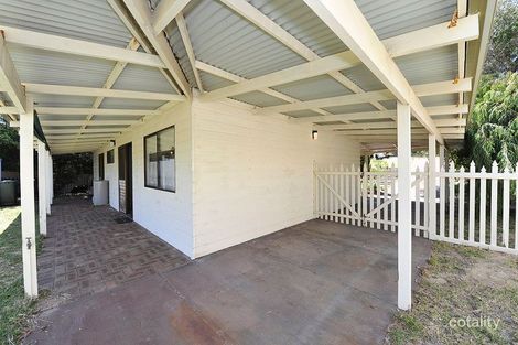 Property photo of 28 Scrivener Place Halls Head WA 6210