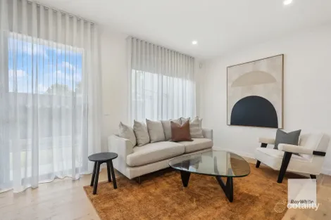Property photo of 2/14 Woorite Place Keilor East VIC 3033