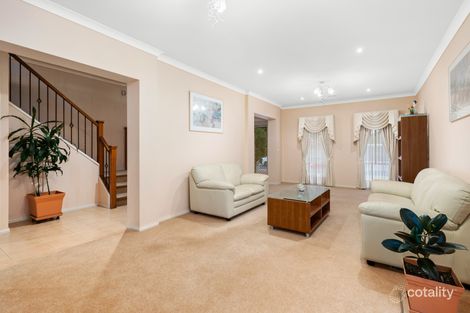 Property photo of 10 Parkland Grove Kingsbury VIC 3083