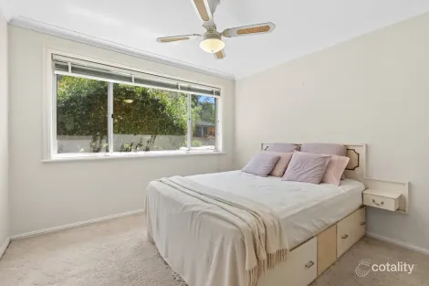 Property photo of 12 Wendy Drive Point Clare NSW 2250