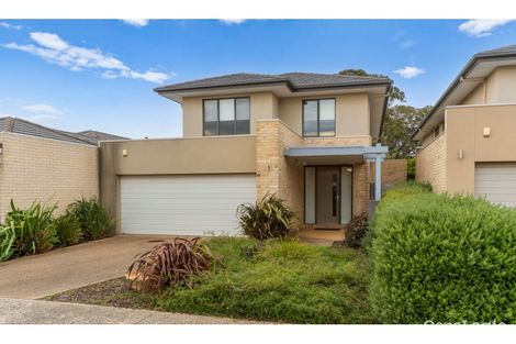 Property photo of 10 Pemberton Lane Sandhurst VIC 3977