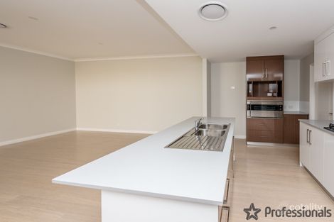 Property photo of 13 Viewpoint Mews Drummond Cove WA 6532