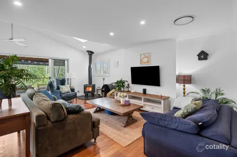 32 Knoll Rd, Tamborine Mountain, QLD 4272