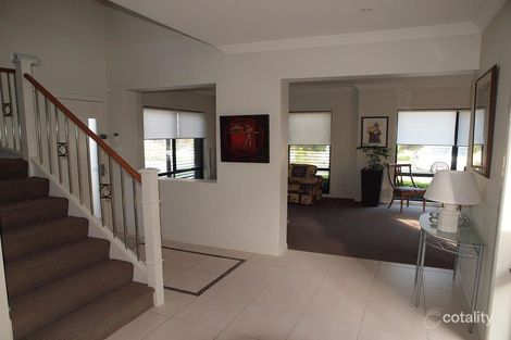 Property photo of 30 Kingfisher Way Warriewood NSW 2102