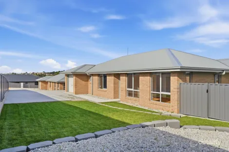 50a/50b Deavan Dr, Shorewell Park, TAS 7320