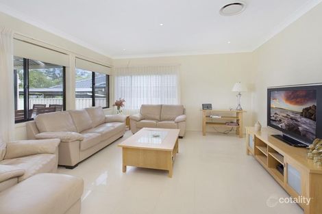 Property photo of 22 Barton Street Oak Flats NSW 2529