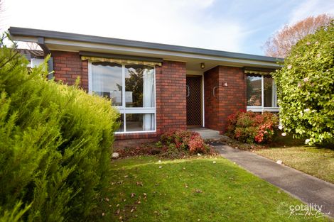 Property photo of 4/6 Bank Place Drouin VIC 3818