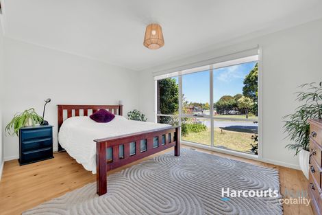 Property photo of 3 Justin Circuit Hampton Park VIC 3976
