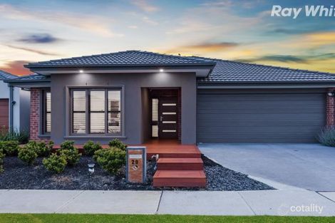 Property photo of 20 Havenstone Drive Keysborough VIC 3173