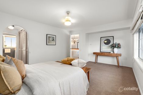 Property photo of 25 Avoca Crescent Alfredton VIC 3350