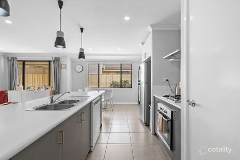Property photo of 17 Highcliffe Circle Lakelands WA 6180