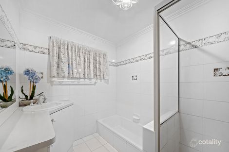 Property photo of 2 Jaguar Street Chermside West QLD 4032