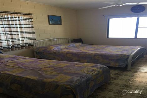 Property photo of 27 Aivu Avenue Wunjunga QLD 4806