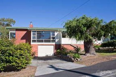 1 Paloona St, Lindisfarne, TAS 7015