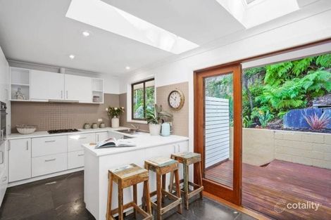 19b Eungai Pl, North Narrabeen, NSW 2101