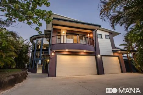 Property photo of 10 Palmer Avenue Ocean Shores NSW 2483