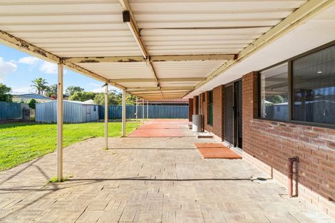 Property photo of 21 Vinca Way Forrestfield WA 6058