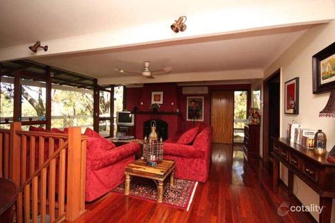 Property photo of 8 Mann Place Roleystone WA 6111