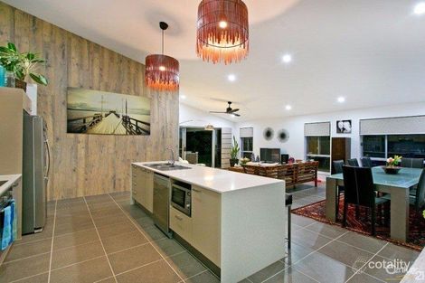 Property photo of 3 Bunya Pine Place Mount Cotton QLD 4165