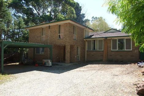 25 Valley Rd, Seville, VIC 3139