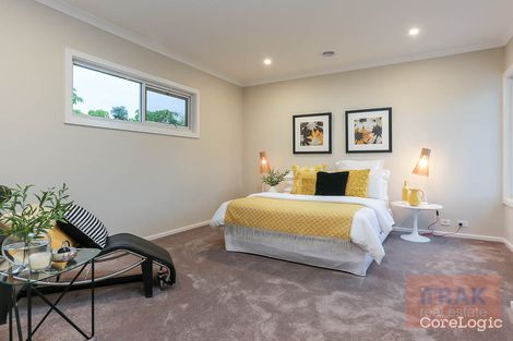 Property photo of 1/12 Maple Street Mount Waverley VIC 3149