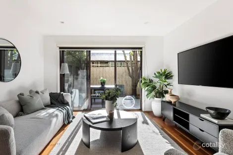 Property photo of 3/16 Shepparson Avenue Carnegie VIC 3163