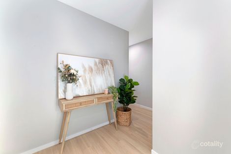 Property photo of 23 Deering Place Innes Park QLD 4670