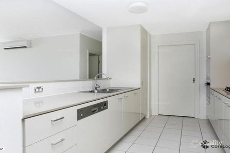 Property photo of 402/15-17 Peninsula Drive Breakfast Point NSW 2137