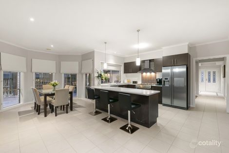 Property photo of 3 Cavalier Drive Berwick VIC 3806