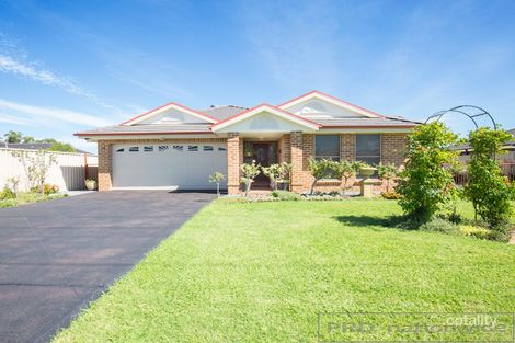 10 Radford St, Heddon Greta, NSW 2321